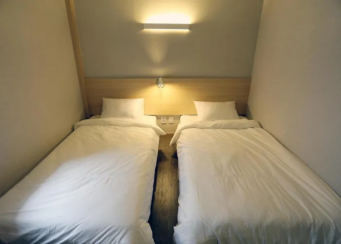 8 Hotel